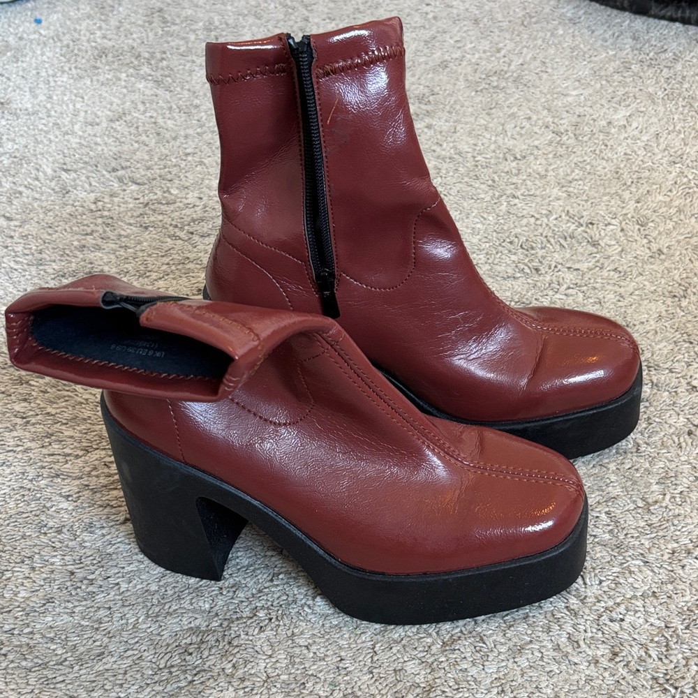 Topshop Heeled boots size 8